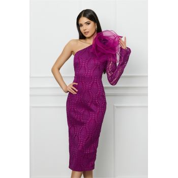 Rochie DY Fashion magenta din dantela cu floare maxi pe umar