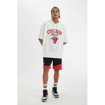 Tricou supradimensionat cu gluga NBA Chicago Bulls