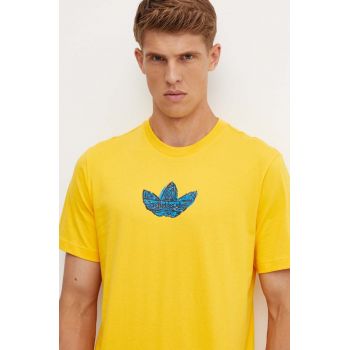 adidas Originals tricou din bumbac barbati, culoarea galben, cu imprimeu, IZ2572