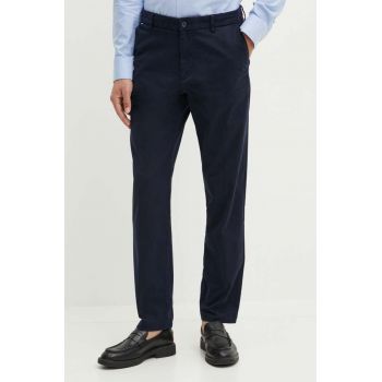 BOSS pantaloni barbati, culoarea albastru marin, drept, 50519105