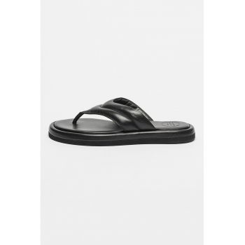 Papuci flip-flop de piele