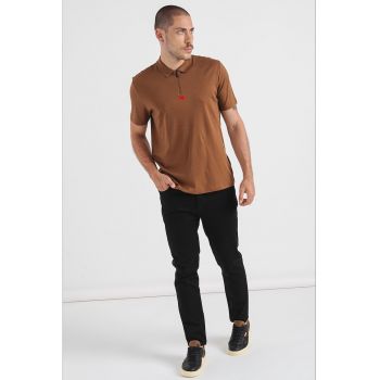 Tricou polo cu fenta cu fermoar