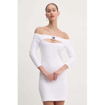 Tommy Jeans rochie culoarea alb, mini, mulata, DW0DW18461