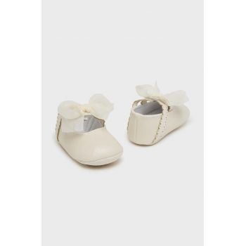 Mayoral Newborn pantofi pentru bebelusi culoarea bej, 9791