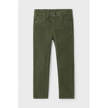 Mayoral pantaloni din catifea pentru copii sztruks slim fit basi culoarea verde, neted, 537