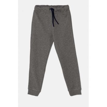 United Colors of Benetton pantaloni de trening din bumbac pentru copii culoarea gri, neted, 3J68CF058