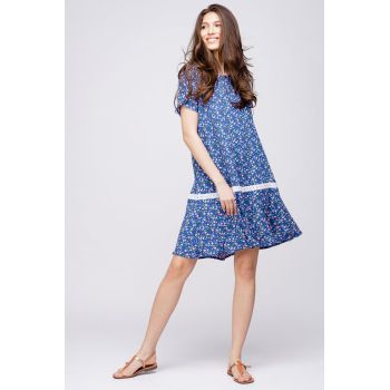 Rochie A line midi, cu imprimeu floricele pe fond albastru