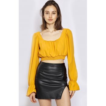 Bluza crop cu mansete clopot