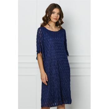 Rochie Sandi bleumarin cu model in relief si fir lurex