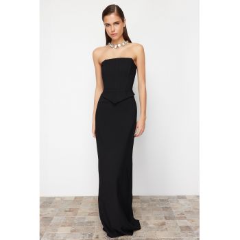 Rochie maxi cu slit adanc pe spate