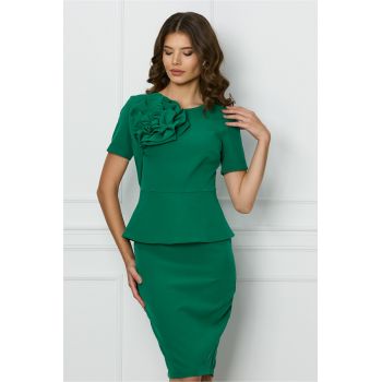 Rochie verde cu peplum in talie si floale pe bust