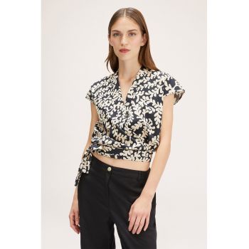 Bluza crop petrecuta