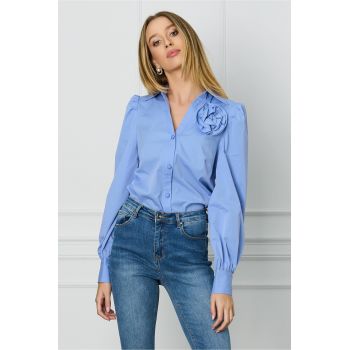 Camasa DY Fashion bleu cu trandafir la bust