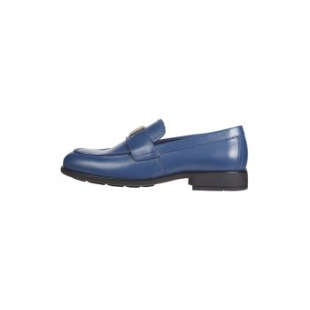 Pantofi loafer de piele cu detalii monograma metalice