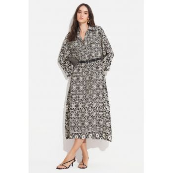 Rochie-camasa lejera cu buzunare aplicate