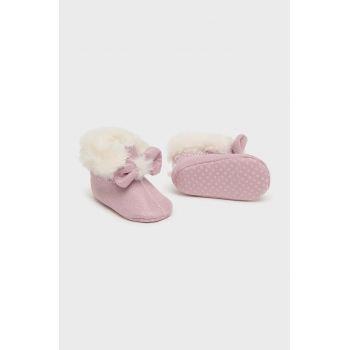 Mayoral Newborn pantofi pentru bebelusi culoarea roz, 9793