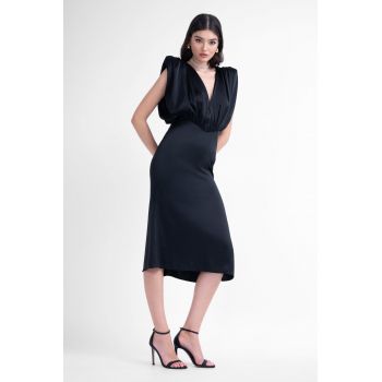 Rochie midi neagra cu bust drapat in V