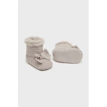 Mayoral Newborn pantofi pentru bebelusi culoarea bej, 9788