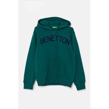 United Colors of Benetton hanorac de bumbac pentru copii culoarea verde, cu glugă, modelator, 3J68C503X