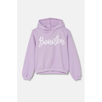 United Colors of Benetton hanorac de bumbac pentru copii culoarea violet, cu glugă, cu imprimeu, 3J68C203Q