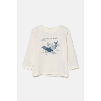 United Colors of Benetton longsleeve din bumbac pentru bebeluși culoarea bej, cu imprimeu, 3ATNA1055