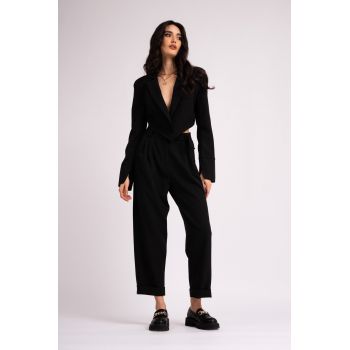 Costum negru cu sacou si pantaloni cropped