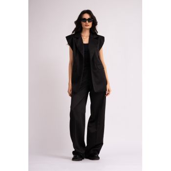 Costum negru cu vesta oversized si pantaloni wide leg