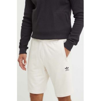 adidas Originals pantaloni scurti din bumbac culoarea bej, IY8518