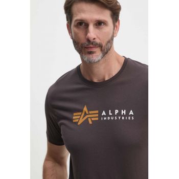 Alpha Industries tricou din bumbac Label barbati, culoarea maro, cu imprimeu, 118502