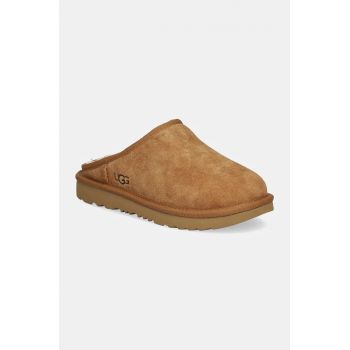 UGG papuci din piele intoarsa pentru copii KIDS' CLASSIC SLIP-ON culoarea maro, 1161030K