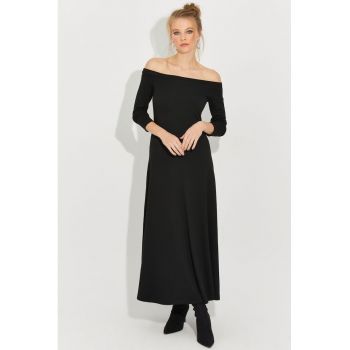 Rochie midi cu decolteu pe umeri