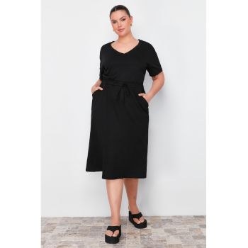 Rochie plus size evazata cu decolteu in V