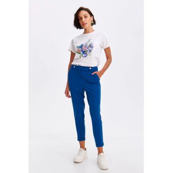 Tricou cu imprimeu floral la reducere