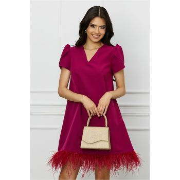 Rochie DY Fashion magenta cu pene la baza si umeri bufanti