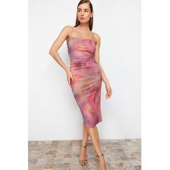 Rochie midi cu model