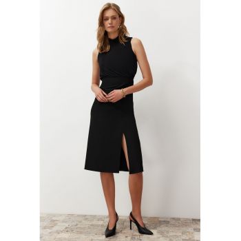 Rochie midi cu slit lateral