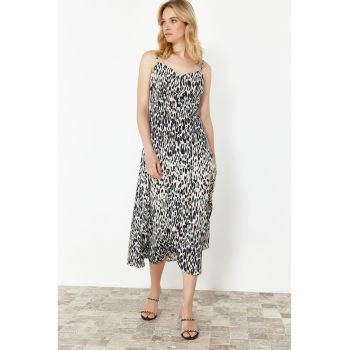 Rochie evazata cu animal print