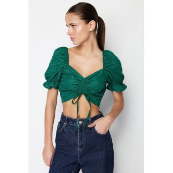 Top crop cu dantela Sangallo