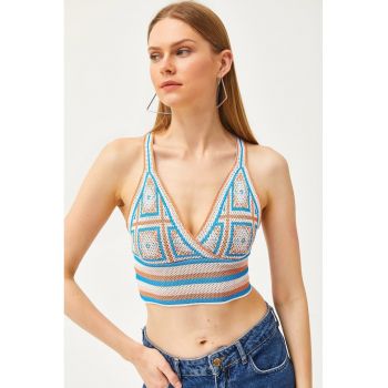 Top crop tricotat cu decolteu cache-coeur