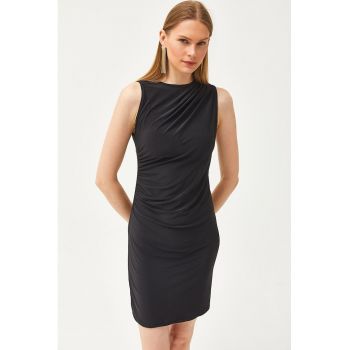 Rochie mini cu detalii cu fronseuri 134443