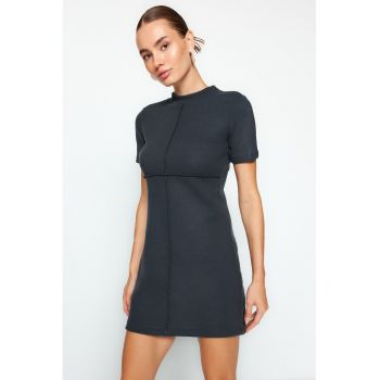 Rochie mini cu croiala A