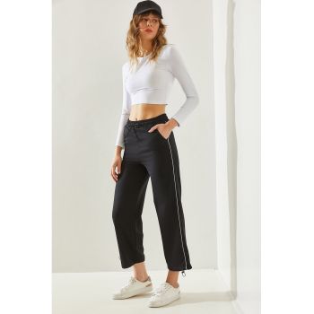 Pantaloni crop de trening cu snururi