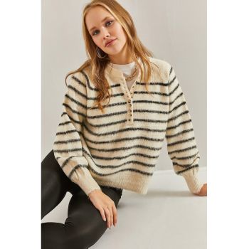 Pulover cu maneci raglan