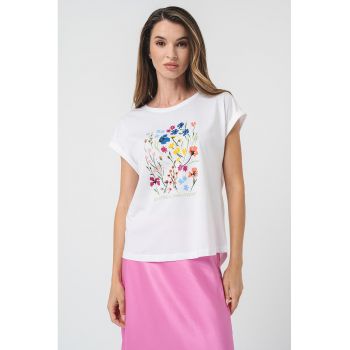 Tricou cu imprimeu floral la reducere