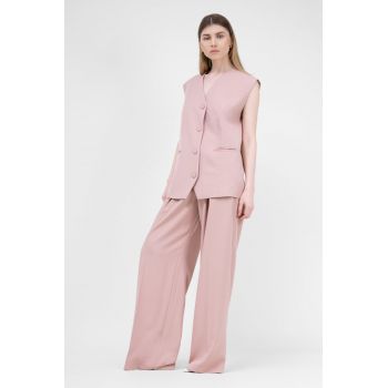 Costum cu vesta oversized si pantaloni ultra wide leg roz pastel