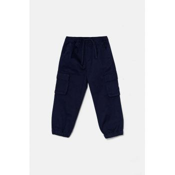 United Colors of Benetton pantaloni copii culoarea albastru marin, neted, 4HM6GF01Z