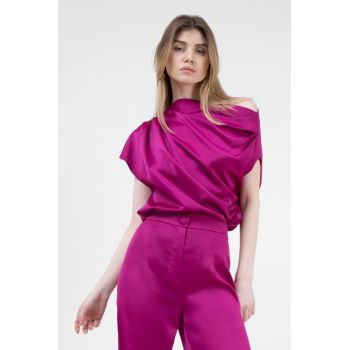 Top fuchsia asimetric cu drapaje