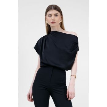 Top negru asimetric cu drapaje