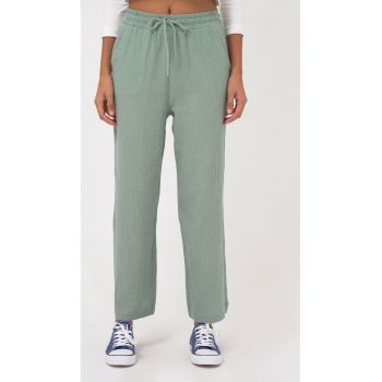 Pantaloni de bumbac organic cu buzunare laterale