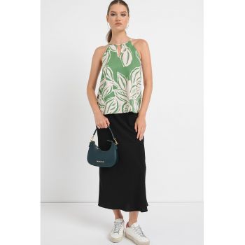 Top cu decolteu halter si model floral